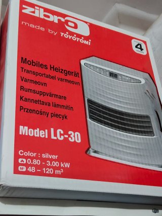 Estufa de parafina Zibro LC-30