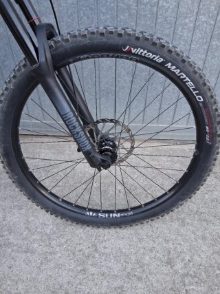 Bicicleta Montaña, suspensión RockShox.