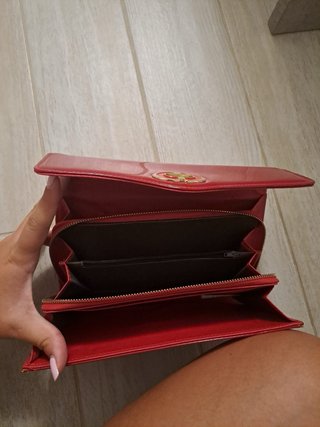 Pochette rossa lucida