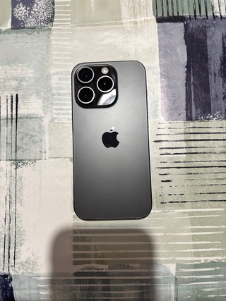 iPhone 15 Pro negro