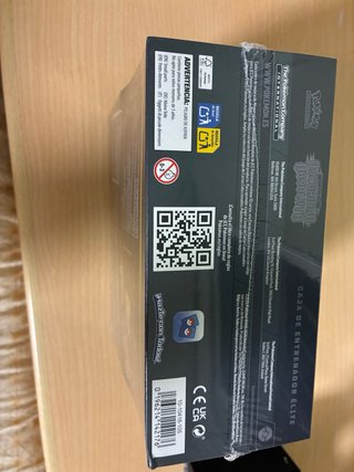 Caja Entrenador Élite Oscuridad Absoluta