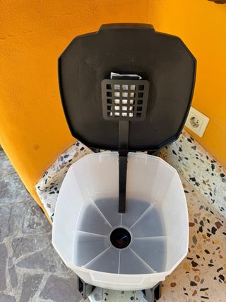 Comedero Solar Estanque 6L Automático
