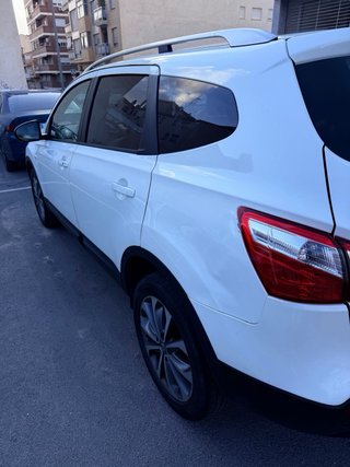 Nissan Qashqai+2 2010