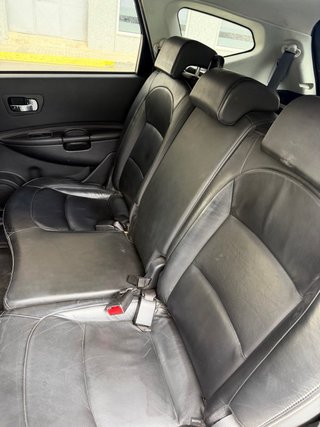 Nissan Qashqai+2 2010