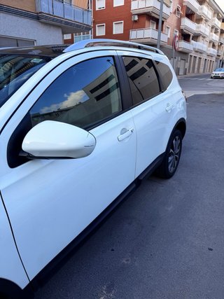 Nissan Qashqai+2 2010