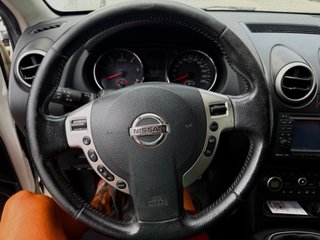 Nissan Qashqai+2 2010