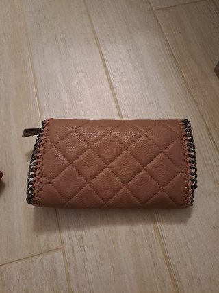 Pochette rosa trapuntata con catena