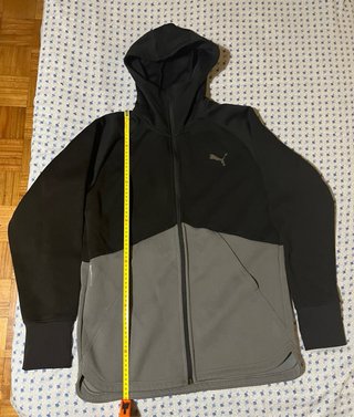 Chaqueta Puma Aeroready Talla M con Capucha