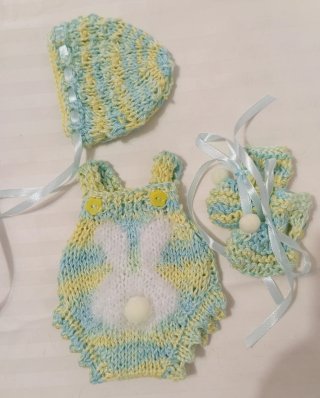 Conjunto Reborn 30-33cm: Pelele, Gorro y Botitas