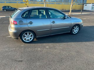 SEAT Ibiza 2004