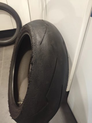 Neumáticos Diablo Supercorsa. 180/55 - 120/70.