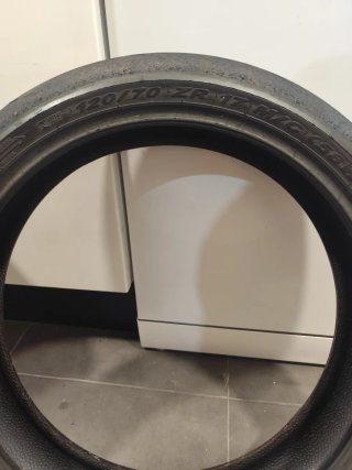 Neumáticos Diablo Supercorsa. 180/55 - 120/70.
