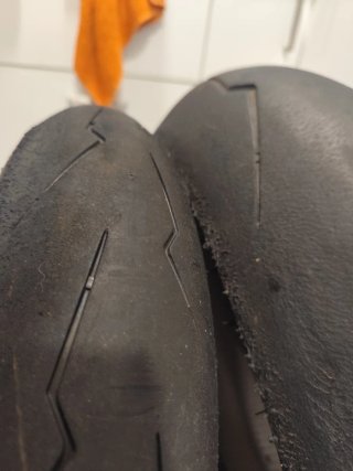 Neumáticos Diablo Supercorsa. 180/55 - 120/70.