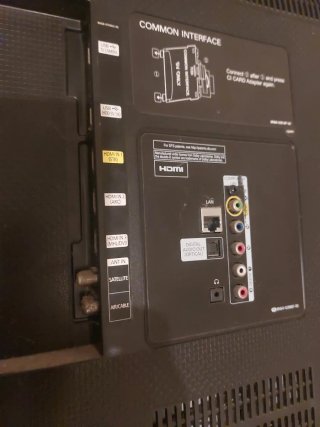 Televisión Samsung UE43J5570SU