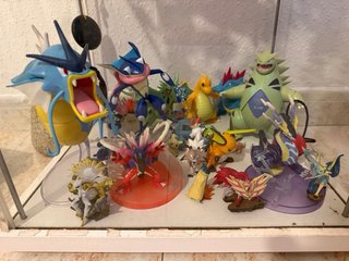 Figuras Pokémon Groudon Greninja Kyogre
