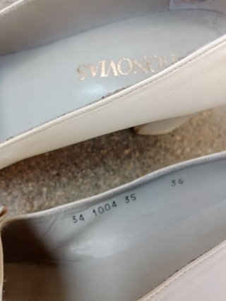 Zapatos de tacón Pronovias blancos talla 36