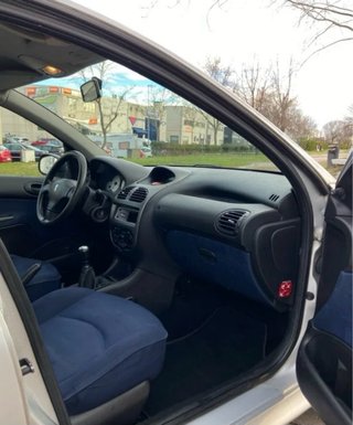 Peugeot 206 2004
