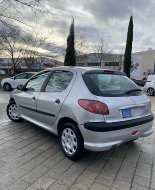 Peugeot 206 2004