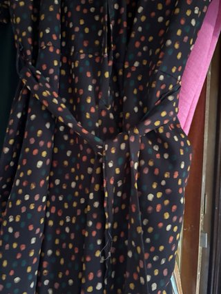 Mono estampado lunares