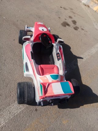 Coche de carreras infantil