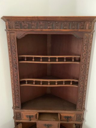 Mueble rincón antiguo de madera