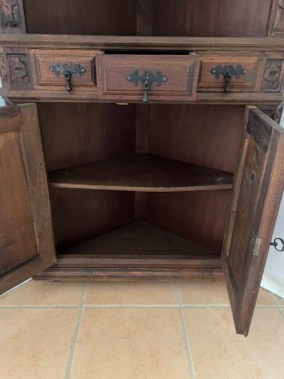 Mueble rincón antiguo de madera