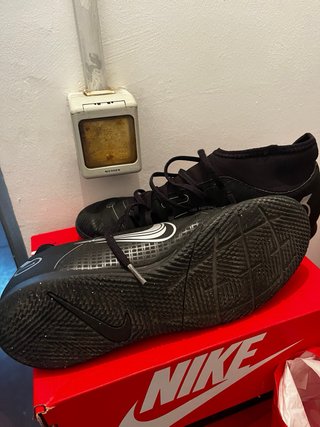 Botas de fútbol Nike Talla 42