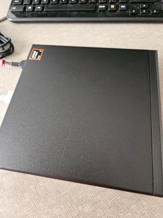 Lenovo ThinkCentre M75q Gen 5 Ryzen 7