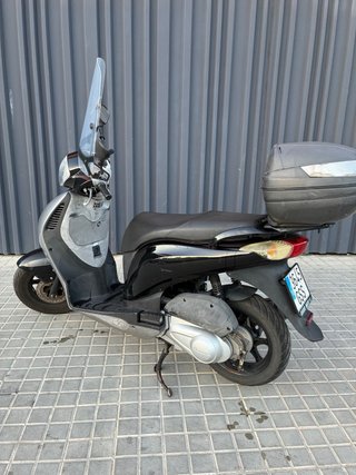 Honda PS 125 Passion Scooter
