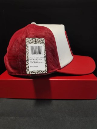 Gorra Goorin Bros Toro Roja y Blanca. Talla única.