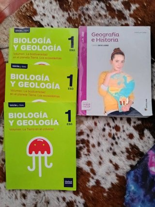 Vendo lote de libros de 1°Eso