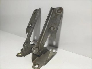 BISAGRA DE CAPOT 4M41 79935