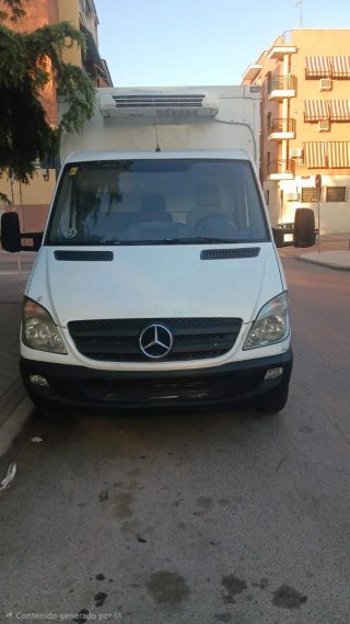 Mercedes-Benz Sprinter 2011