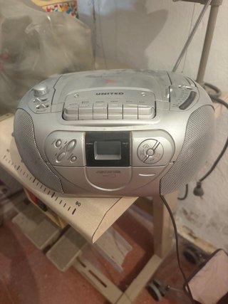 Radiocasete UNITED CD Radio AM/FM Vintage