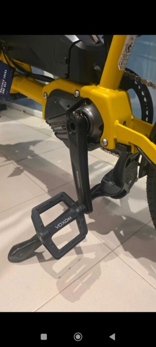 Bicicleta eléctrica de carga amarilla