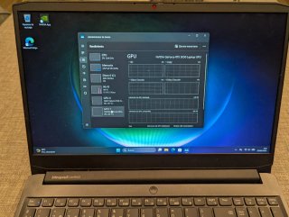 Portátil Lenovo IdeaPad Gaming 3 15ACH6