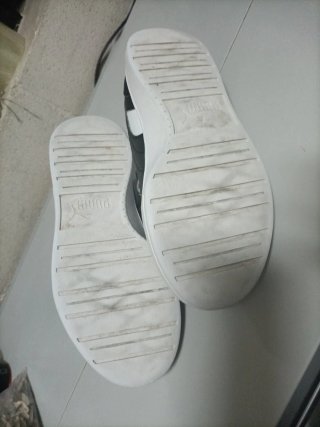 Zapatillas deportivas niño negras y blancas