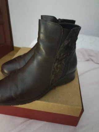 Botines marrones de piel