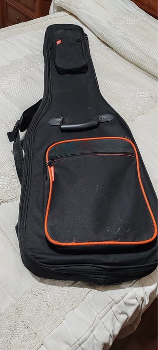 Marcus Miller V7 Alder-5 Black  peso:4,5 kg