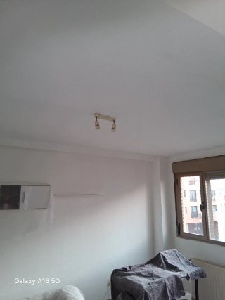 Pintor de pisos rapido limpio y economico.