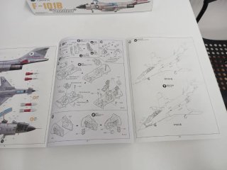 Kitty Hawk 1/48 F-101B Voodoo