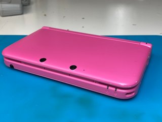 Nintendo 3DS XL Rosa — 64GB — Perfetto Stato