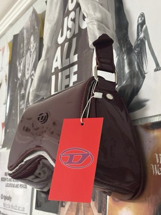 Bolso Diesel burdeos charol