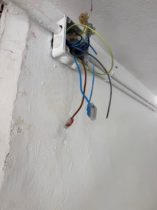 Electricista de baja tensión