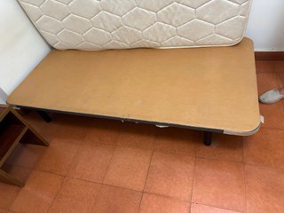 Somier base tapizada madera y metal