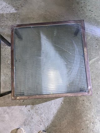Coppia di Tavolini Bassi da Salotto in Metallo e V