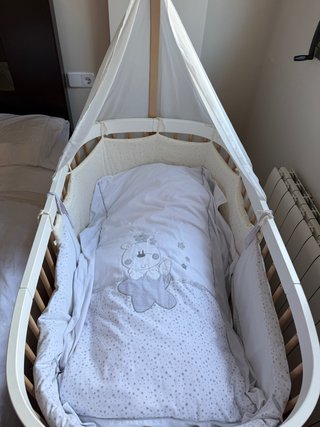 Cuna evolutiva blanca y madera