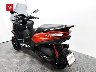 PIAGGIO MP3 400 HPE 2023 5567 kms.