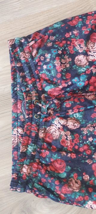 Pantalón estampado mujer