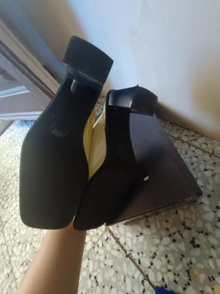 Zapatos Wonders Amarillos